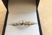 18ct Yellow Gold 2 Stone Diamond Twist Ring