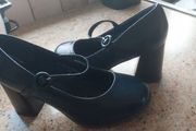 Size 4 simply be navy