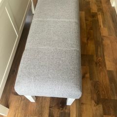 Ottoman/end of bed bench