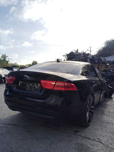 Breaking jaguar XE  r-tipe 2018 2.0 diesel