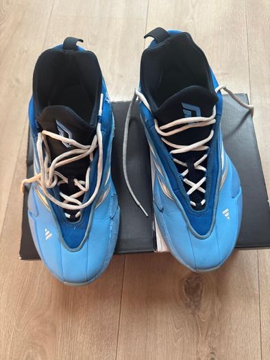 Dame 9 Basketball Shoes Size UK 9.5