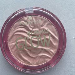 gimme GLOW luminous highlighter. 20 lovely rose