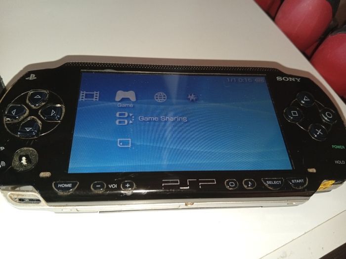 Sony Psp 1000 Working With Faults And Cosmetic Damage