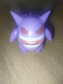 Pokemon Gengar figure