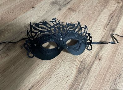 eye mask