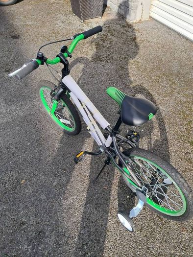 16 inch children's bicyle Brand New