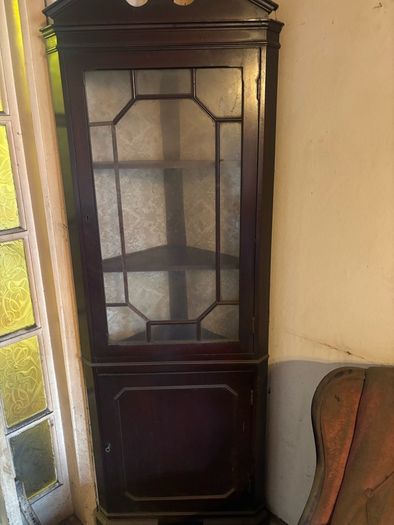 Wardrobes / Cabinets