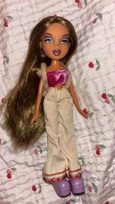 Bratz 20 years Yasmin