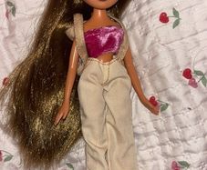 Bratz 20 years Yasmin