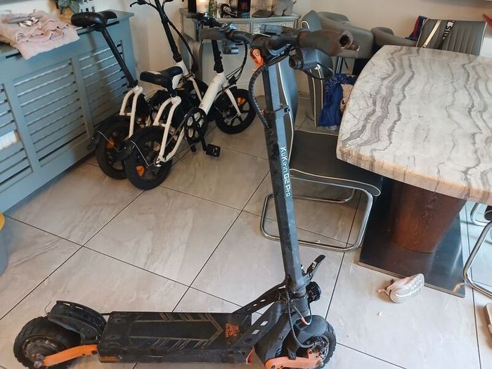 electric scooter