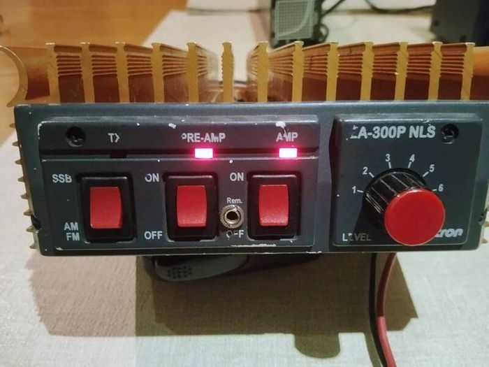 CB / ham amplifier