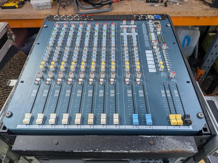 Allen & Heath MixWizard Mixer + 2 Sony MiniDisc Decks & Flight Case