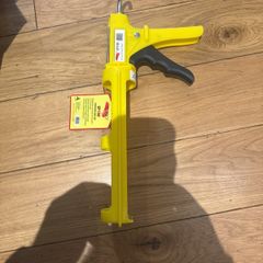 caulk gun