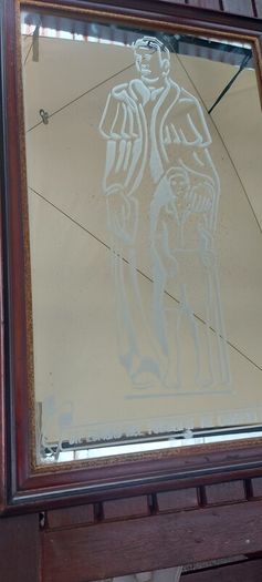 Dr Edmund Rice founder of the Christian brothers etched mirror,came from a old school,hard to come by ,heavy,lovely display,a piece of irish history,,hard to come by, buyer collects,sold as seen ,sorry pics not more clearer,I gave wood a light polish.