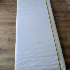 Single foam mattress