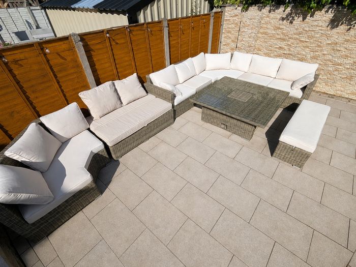 XL Rathwood Outdoor Gargen Corner Sofa Dining Set (Adjustable Table)