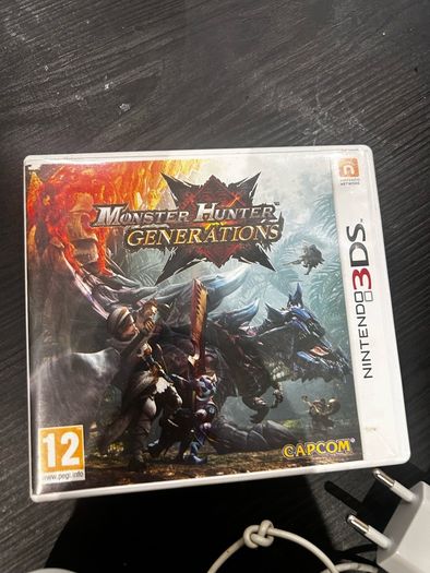 Nintendo 2DS Bundle + Smash Bros + Monster Hunter Generations + 2 Chargers
