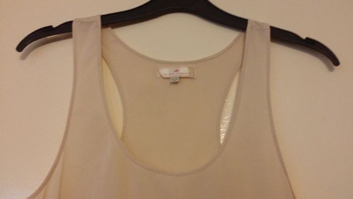 Brand new River Island  top size 8 EUR36 price includes post