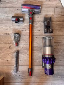 Dyson V10 Absolute