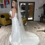 Wedding Dress - Size 8 Image 9