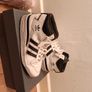 Adidas Forum black and white Image 2
