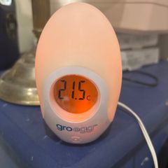 Tommee Tippee Gro Egg Baby Thermometer and Night Light