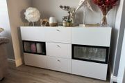 Cabinet with drawers