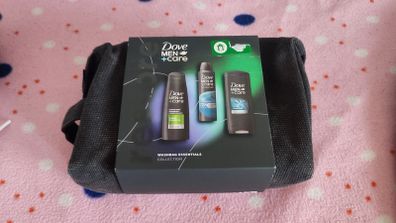 dove men shampoo body wash deospray  set in a reusable bag