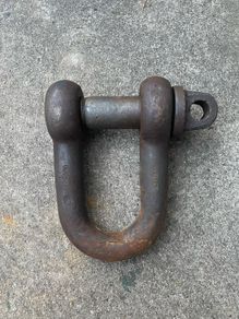 D Shackle