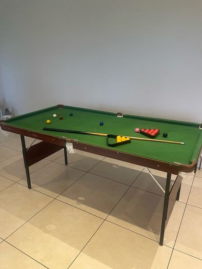Kids Snooker table