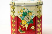 Vintage Hexagon Tin Tea Caddy