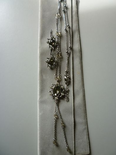 Necklace Pendant Earring Set.  Vintage chain & ear rings