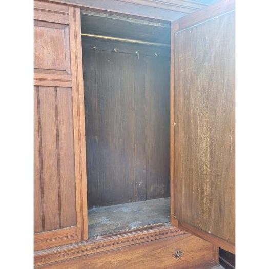 Wardrobe KAS827