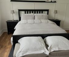 king bed