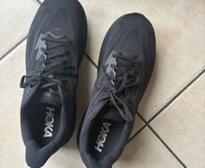 hoka Clifton 10 wide fit size 12 uk
