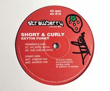 Short & Curly - Gettin Funky - Strawberry Records - SCARCE 90s PIANO House BANGER! Condtion: EXCELLENT to Near MINT!