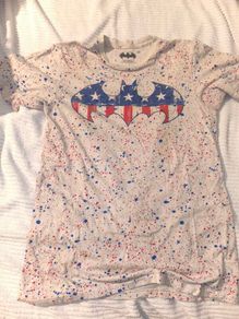 batman t shirt size small