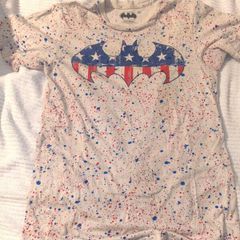 batman t shirt size small