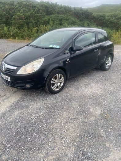 Vauxhall corsa 1.3 diesel (180 tax)