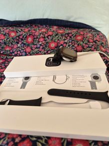 Apple Watch Series 10 42mm Cellular + GPS