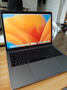 Macbook Pro 2017 13-inch | 16gb Ram | 128gb Ssd