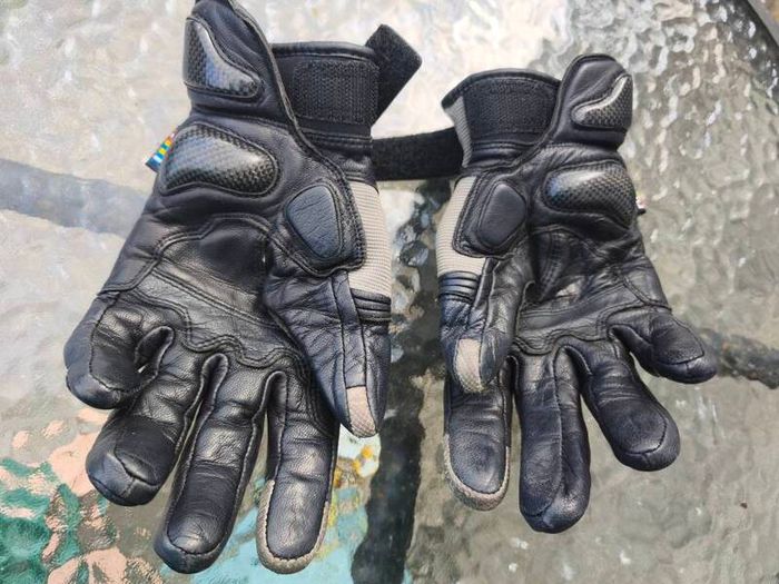 Rukka leather/ goretex motorbike gloves S