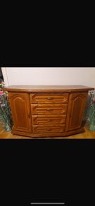 Chesnut dresser