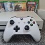 Xbox One S 500GB Bundle. Image 2