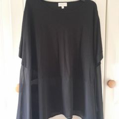 Asymmetrical Black Top