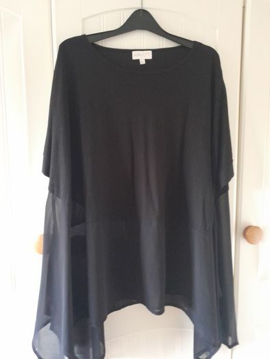Asymmetrical Black Top