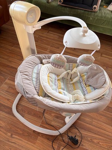 Baby swing chair