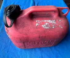 5 litre petrol can