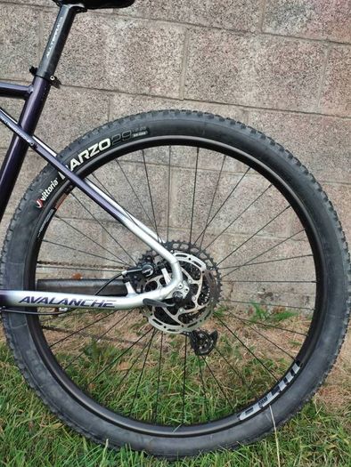 !!!brand New Condition!!! Gt Avalanche Expert 29er