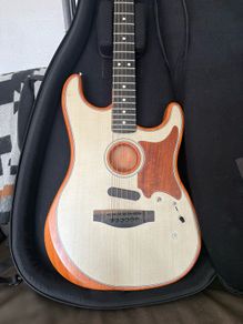 Fender Acoustasonic AM